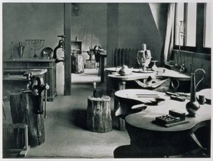 The Metal Workshop, from the Workshops of the Bauhaus, Weimar, 1923 by Unbekannt Unbekannt
